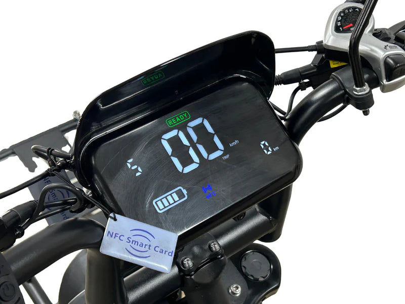 OUXI V8 Ultra Fatbike - 2026 Model - Zwart (inclusief achterzitje, voetsteuntjes & alarm)